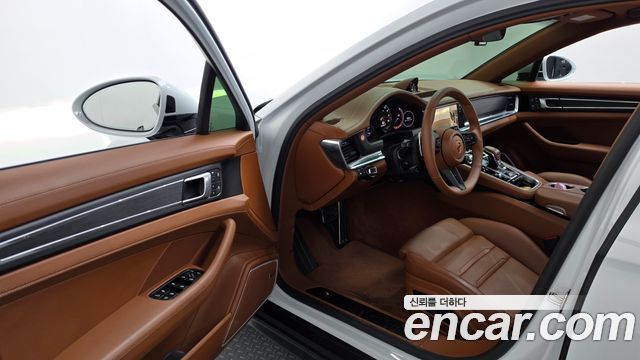 Porsche Panamera 2023 — photo 10