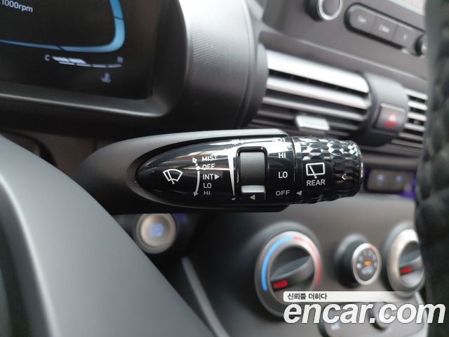 Hyundai Casper 2022 — photo 29
