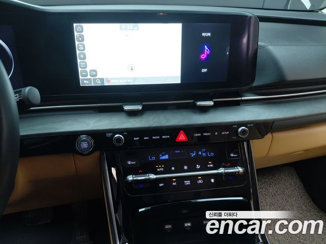 Kia Canival 2023 — photo 19