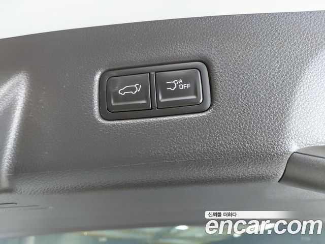Kia Canival 2023 — photo 23