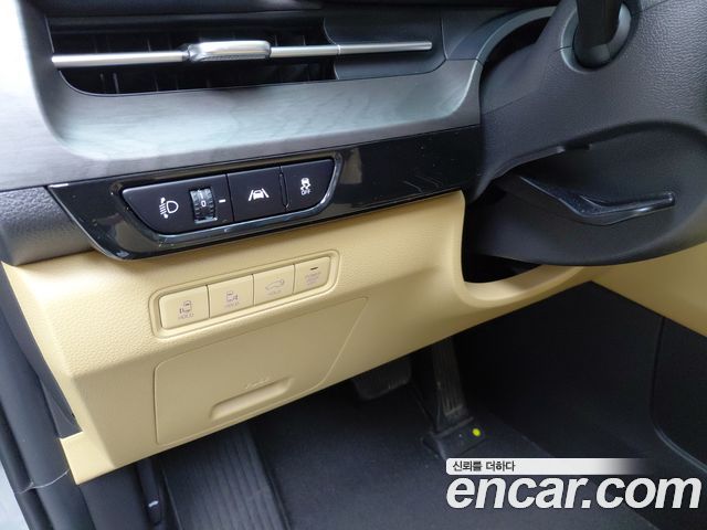 Kia Canival 2023 — photo 27