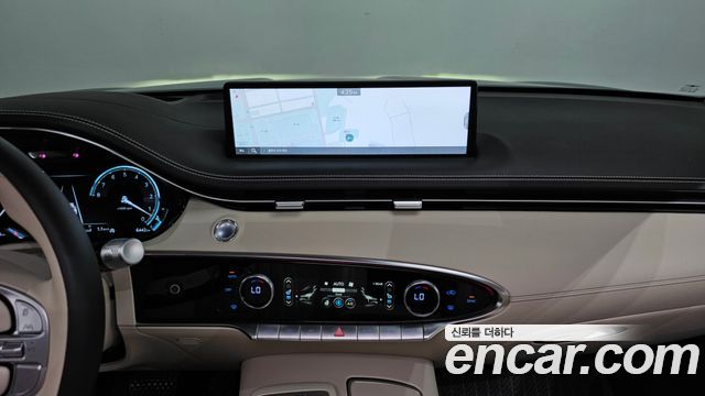 Genesis GV70 2024 — photo 19