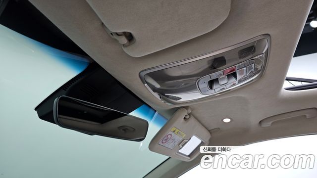Genesis GV70 2024 — photo 26