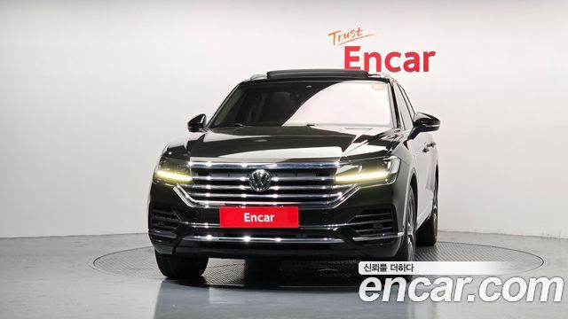 Volkswagen Touareg 2020 — photo 3