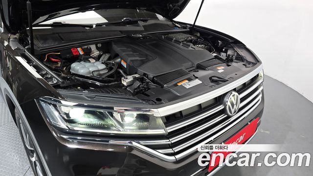 Volkswagen Touareg 2020 — photo 6