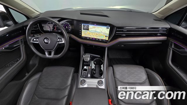 Volkswagen Touareg 2020 — photo 7