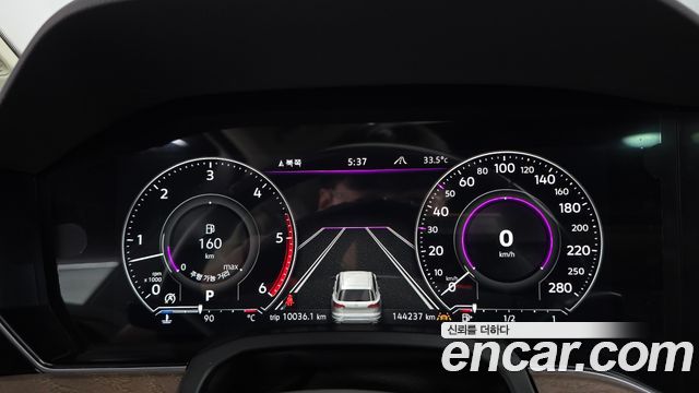 Volkswagen Touareg 2020 — photo 8