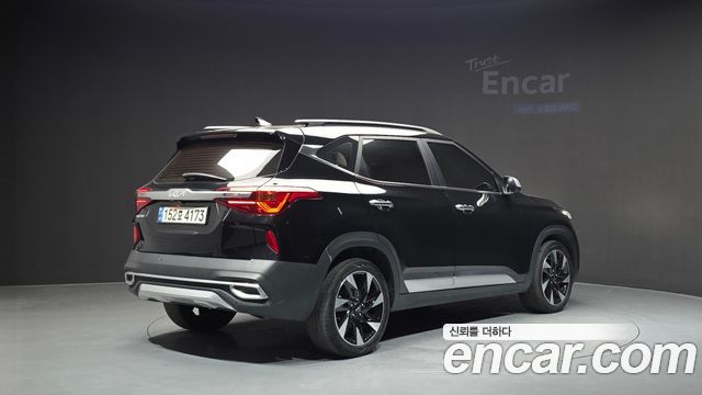 Kia Seltos 2023 — photo 2