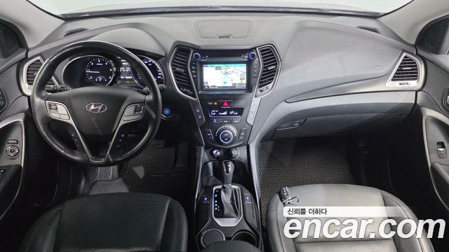 Hyundai Santafe 2016 — photo 7