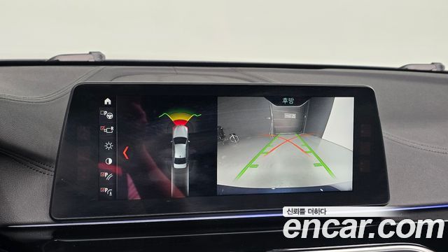 BMW 5-Series 2018 — photo 17