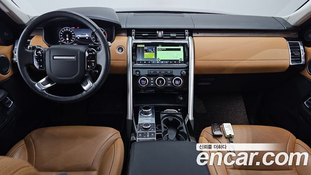 Land Rover Discovery 2020 — photo 10