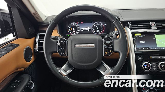 Land Rover Discovery 2020 — photo 19