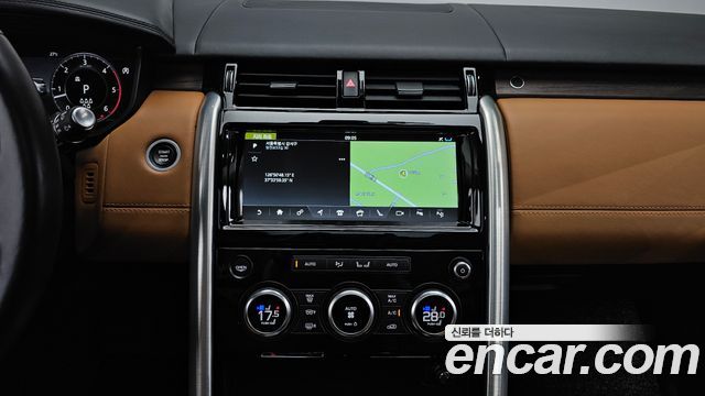 Land Rover Discovery 2020 — photo 20