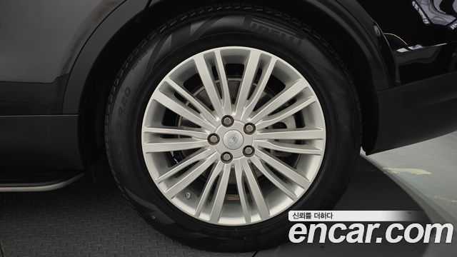 Land Rover Discovery 2020 — photo 7