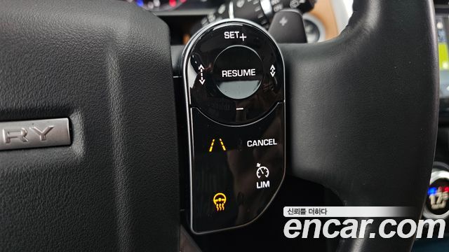 Land Rover Discovery 2020 — photo 27