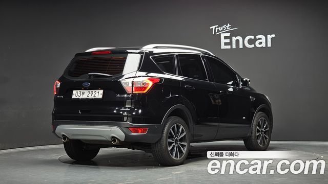 Ford Kuga 2017 — photo 2