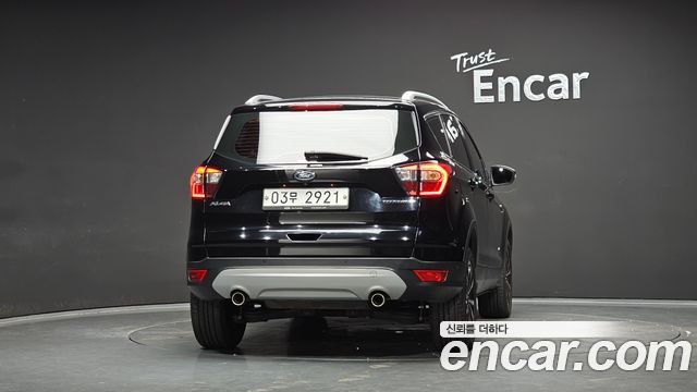 Ford Kuga 2017 — photo 4