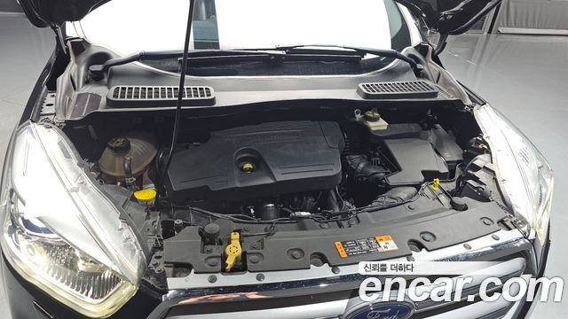 Ford Kuga 2017 — photo 6