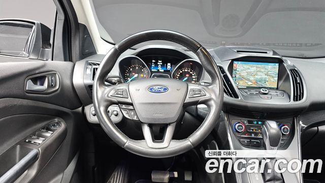 Ford Kuga 2017 — photo 13