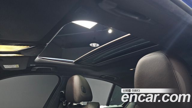 BMW 3-Series 2020 — photo 25