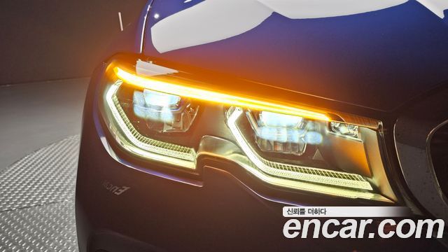 BMW 3-Series 2020 — photo 8