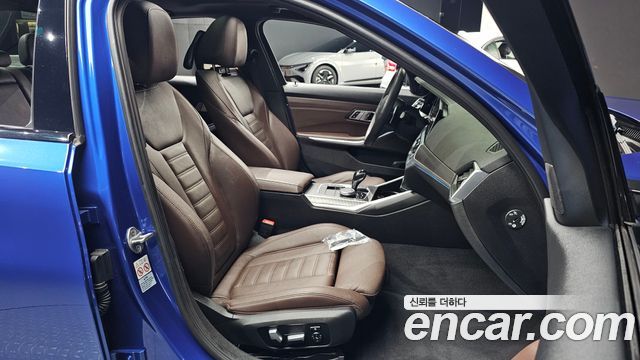 BMW 3-Series 2020 — photo 16