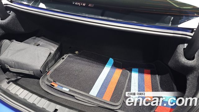BMW 3-Series 2020 — photo 28