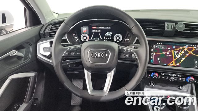 Audi Q3 2025 — photo 14