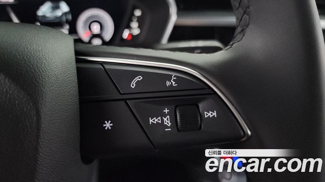 Audi Q3 2025 — photo 17