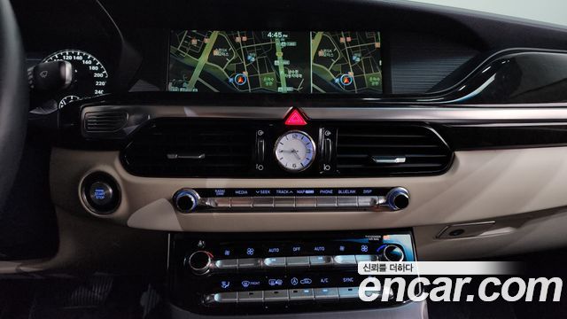 Genesis EQ900 2016 — photo 13
