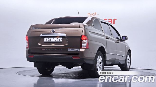 KG Mobility KORANDO 2015 — photo 2