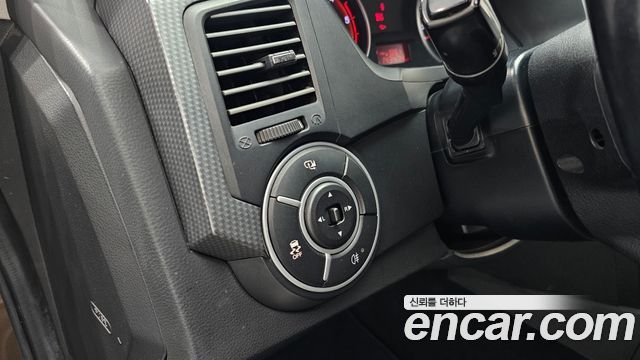 KG Mobility KORANDO 2015 — photo 16