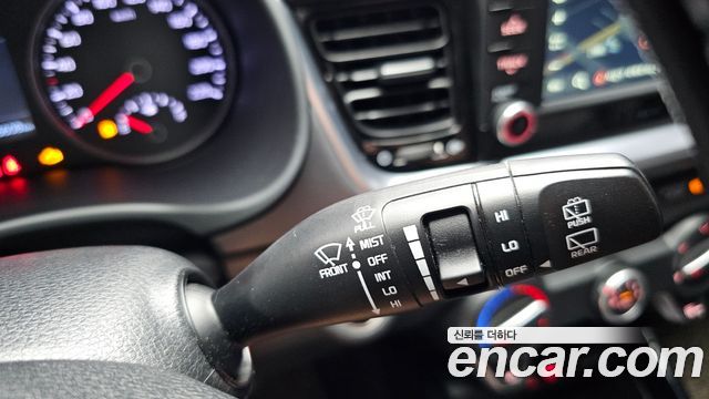 Kia Stonic 2019 — photo 27