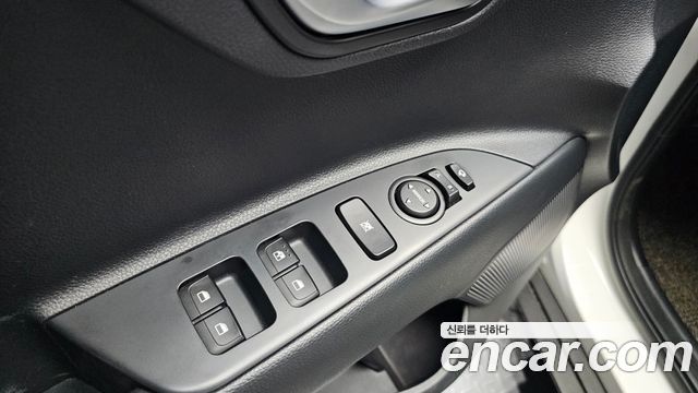 Kia Stonic 2019 — photo 28
