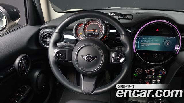 Mini Cooper 2021 — photo 20