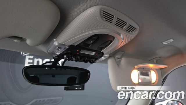 Mini Cooper 2021 — photo 24