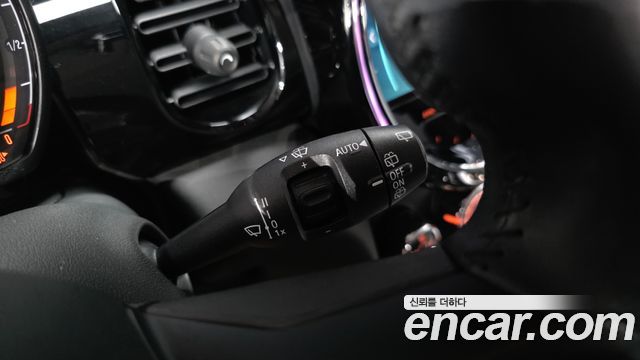 Mini Cooper 2021 — photo 27