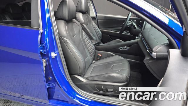 Hyundai AVANTE 2023 — photo 12