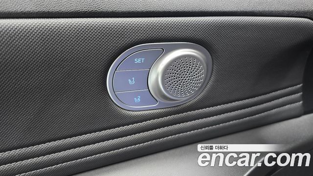 Hyundai AVANTE 2023 — photo 14
