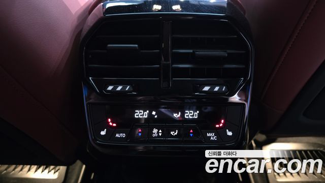 BMW iX 2023 — photo 25