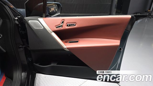 BMW iX 2023 — photo 14