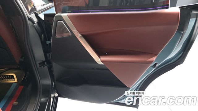 BMW iX 2023 — photo 15