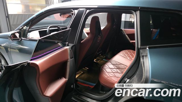 BMW iX 2023 — photo 16