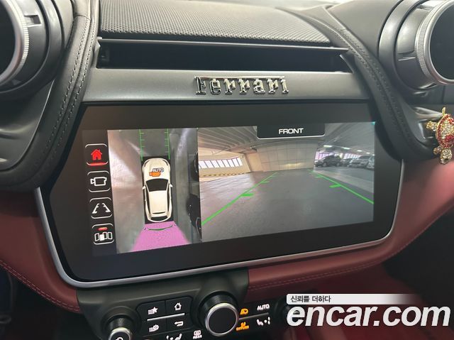 Ferrari GTC4 Lusso 2020 — photo 16