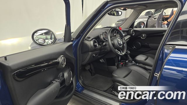 Mini Cooper 2015 — photo 10