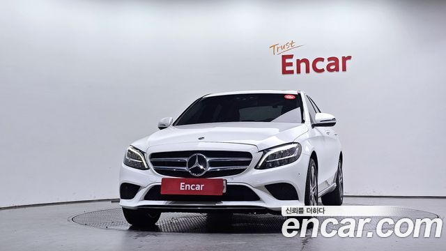 Mercedes-Benz C-Class 2020 — photo 3