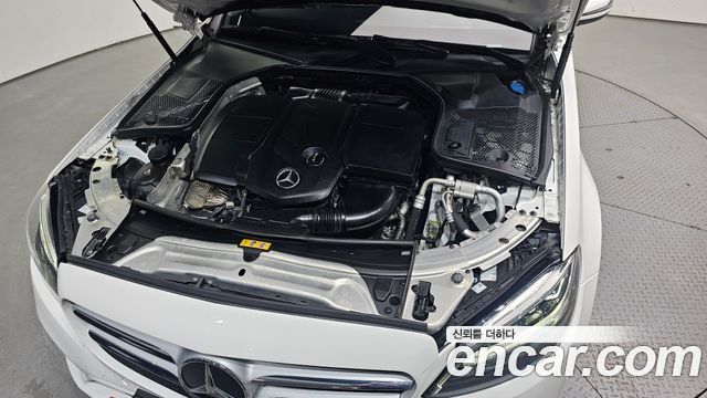 Mercedes-Benz C-Class 2020 — photo 6