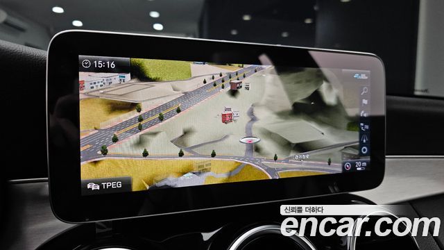 Mercedes-Benz C-Class 2020 — photo 20