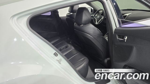 Hyundai Veloster 2012 — photo 17