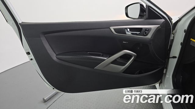Hyundai Veloster 2012 — photo 14